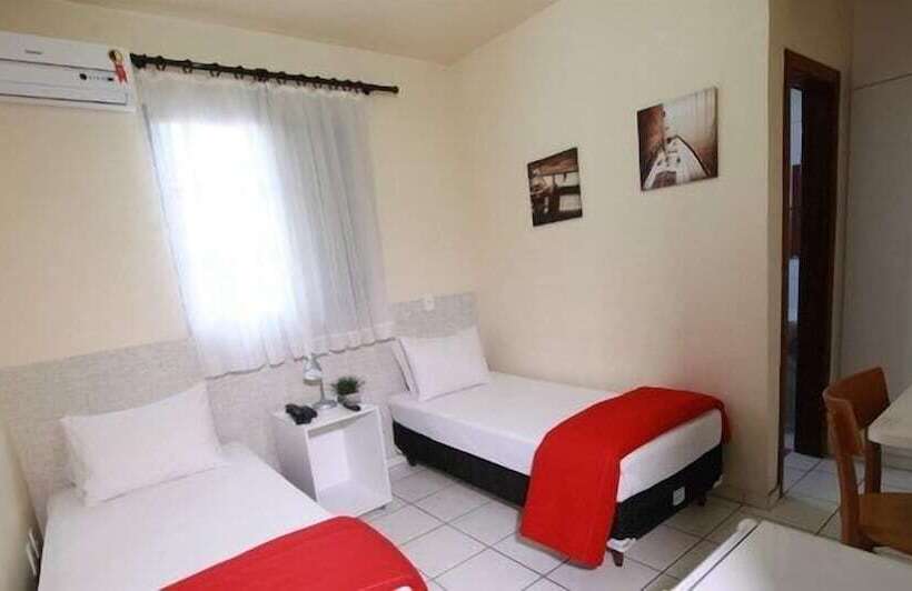 חדר סטנדרט, Maia