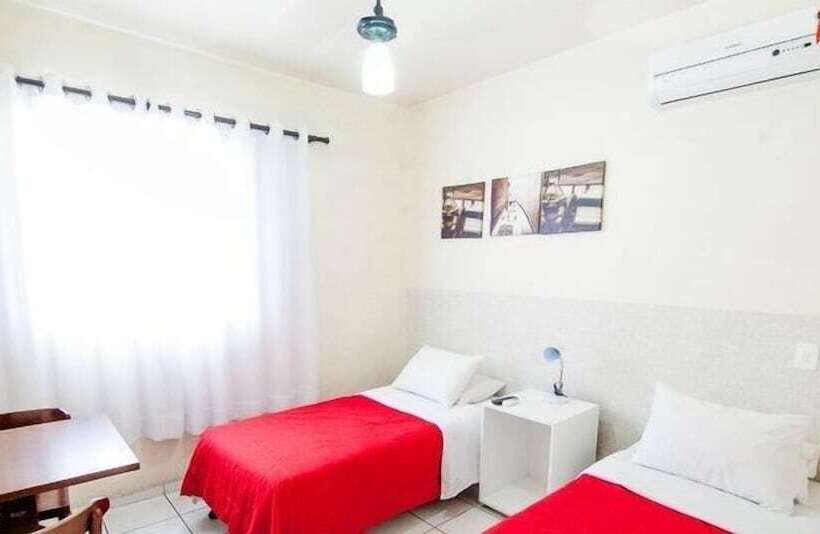 חדר סטנדרט, Maia