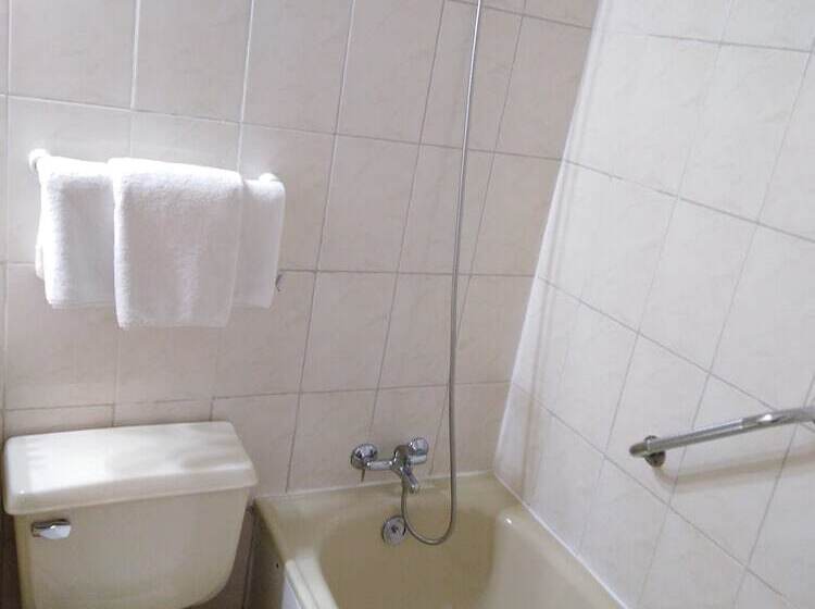 חדר סטנדרט לשלושה, Ku Hotel Turismo Temuco