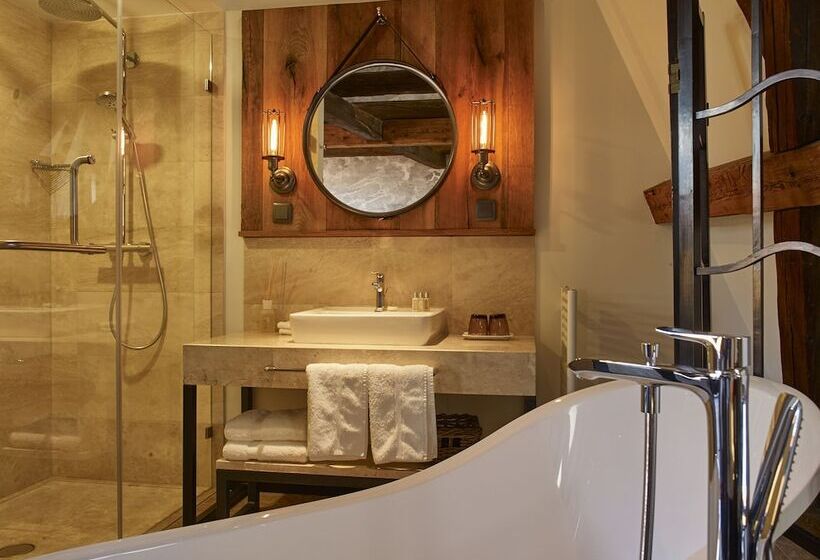 اتاق لوکس, Pest Buda Design
