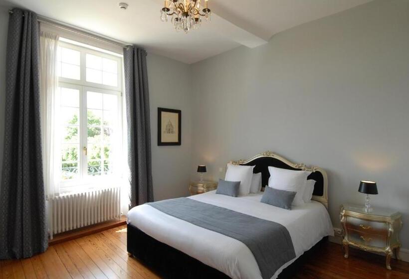 コンフォートルーム, Domaine De Bayeux