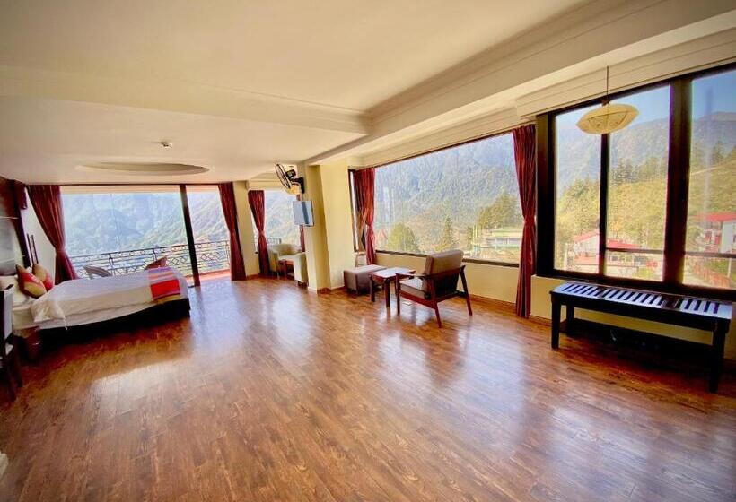 سوئیت جونیور با چشمانداز کوهستان, Sapa Vista