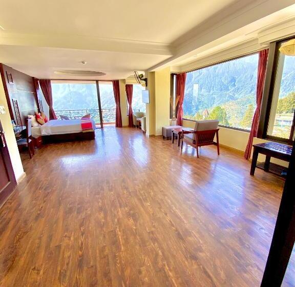 سوئیت جونیور با چشمانداز کوهستان, Sapa Vista