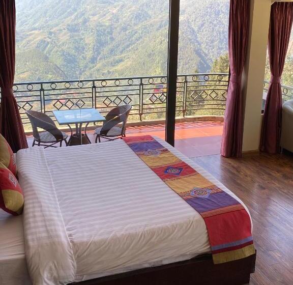 سوئیت جونیور با چشم‌انداز کوهستان, Sapa Vista