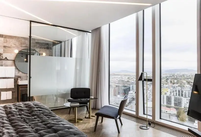 سوییت, Tower Suites Reykjavik