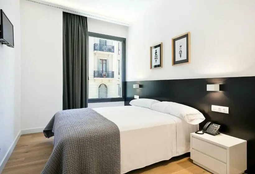 Huoneisto 2 Makuuhuonetta, Murmuri Residence Mercader