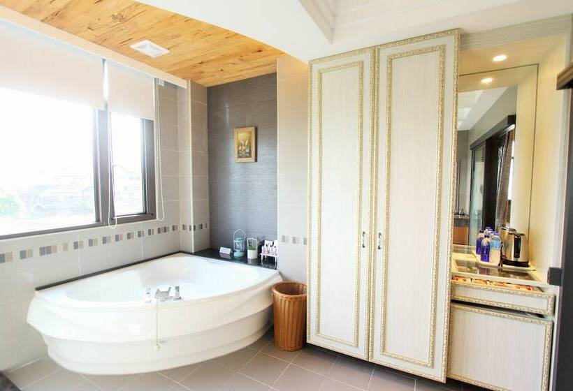 带山景的复式房间, Hualien Flora B&b