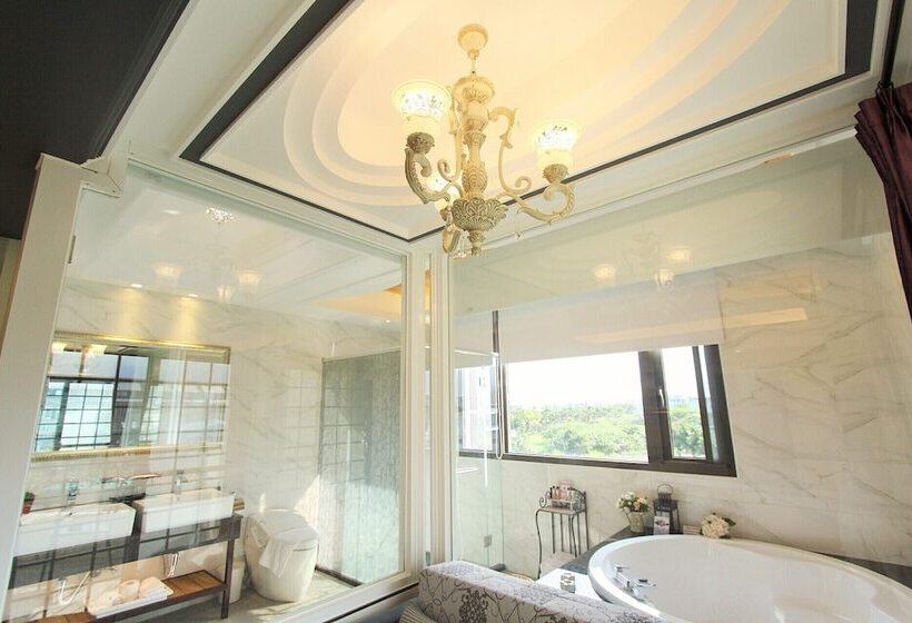 琮城市景观的豪华间, Hualien Flora B&b