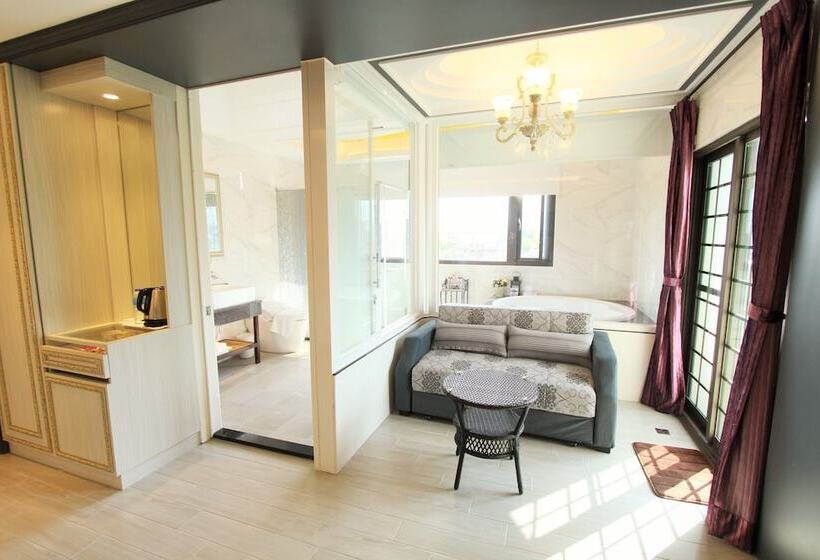 琮城市景观的豪华间, Hualien Flora B&b