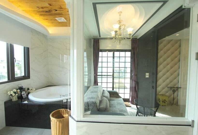 琮城市景观的豪华间, Hualien Flora B&b