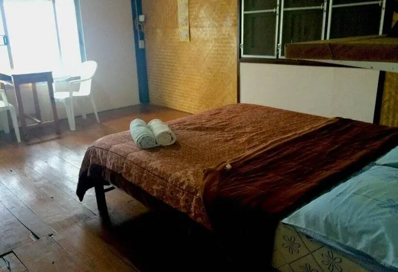 スタンダードルーム, Tony Guesthouse