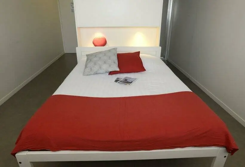 スタンダードスタジオ, Study Hôtel Bordeaux Lormont