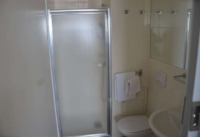 Студия Стандарт, Study Hôtel Bordeaux Lormont