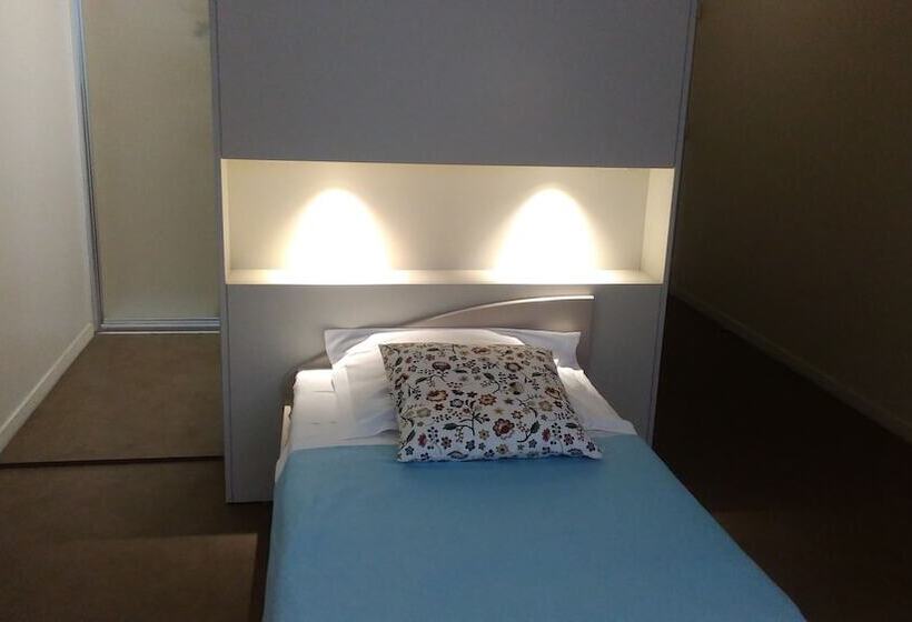 Студия Стандарт, Study Hôtel Bordeaux Lormont