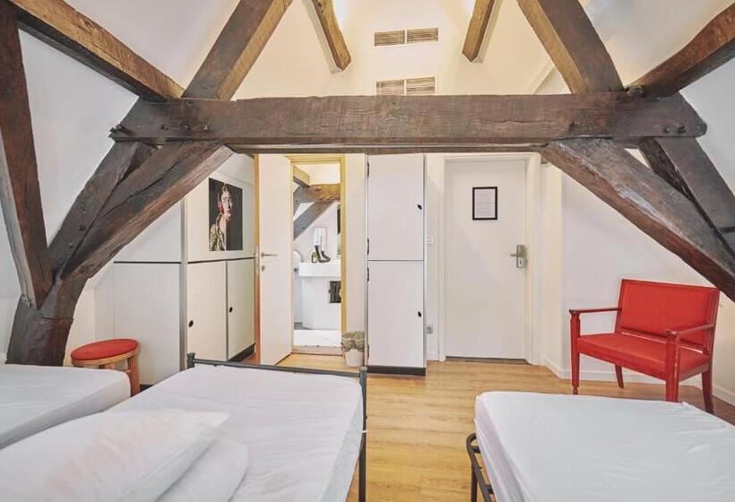 Habitación Cuádruple Estándar, 2go4 Quality Hostel Brussels Grand Place