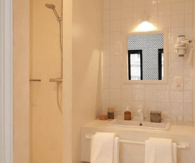 اتاق استاندارد, La Maison Haute Guest House