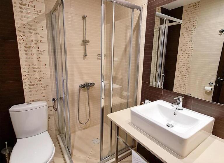 Трехместный Номер Стандарт с Балконом, Family Hotel Chiflik Hills