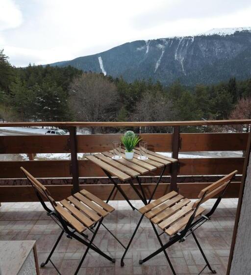 اتاق خانوادگی, Panorama