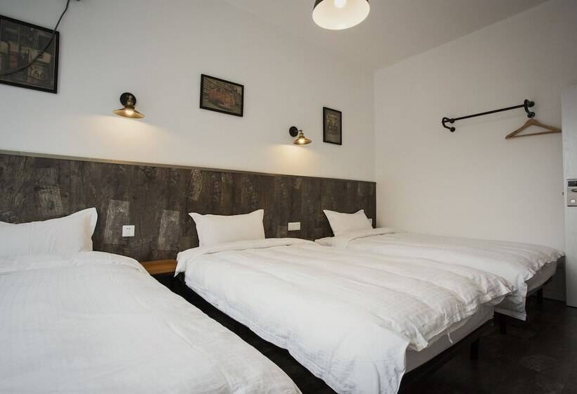 スタンダードトリプルルーム, Zhangjiajie Mini Inn