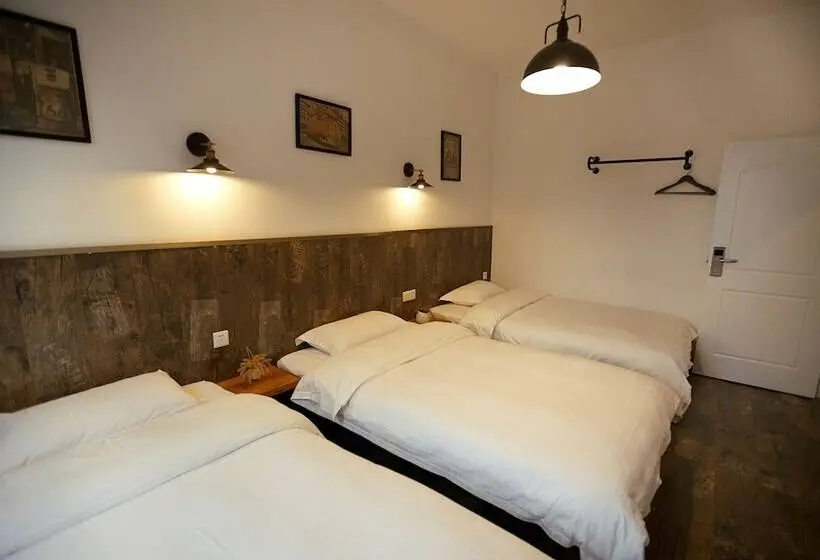スタンダードトリプルルーム, Zhangjiajie Mini Inn