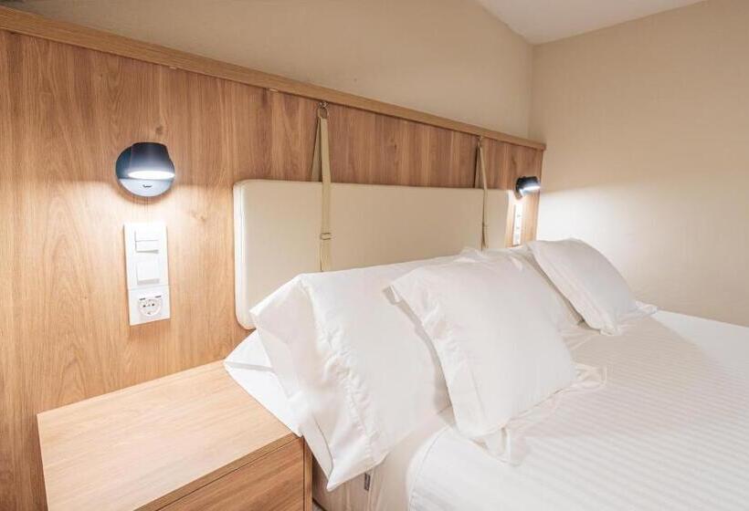 اتاق استاندارد با بالکن, Bestprice Santillana