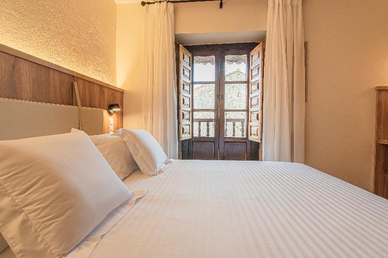 اتاق استاندارد با بالکن, Bestprice Santillana