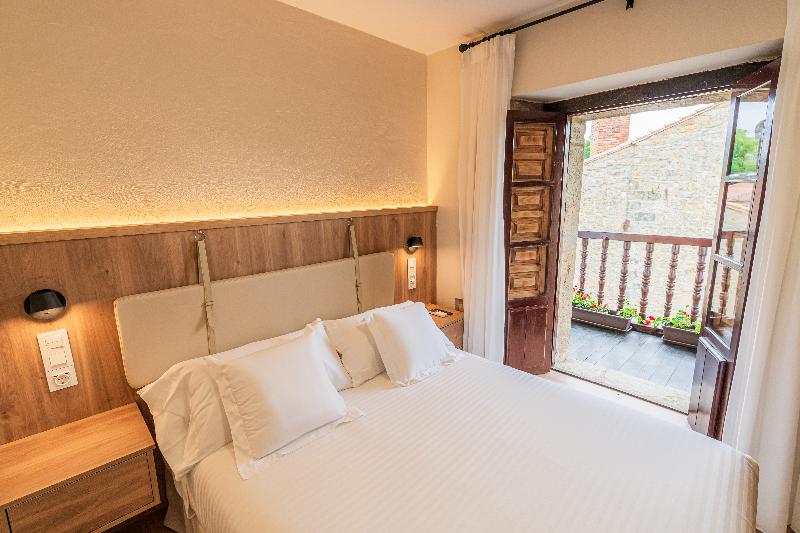 اتاق استاندارد با بالکن, Bestprice Santillana