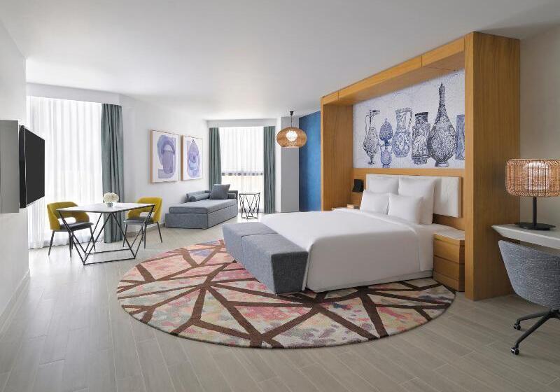 Executive Suite King Bed