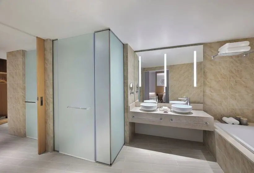 سوییت جونیور, Mövenpick Hotel & Apartments Ghala Muscat