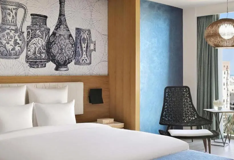 اتاق اجرایی با تخت بزرگ, Mövenpick Hotel & Apartments Ghala Muscat