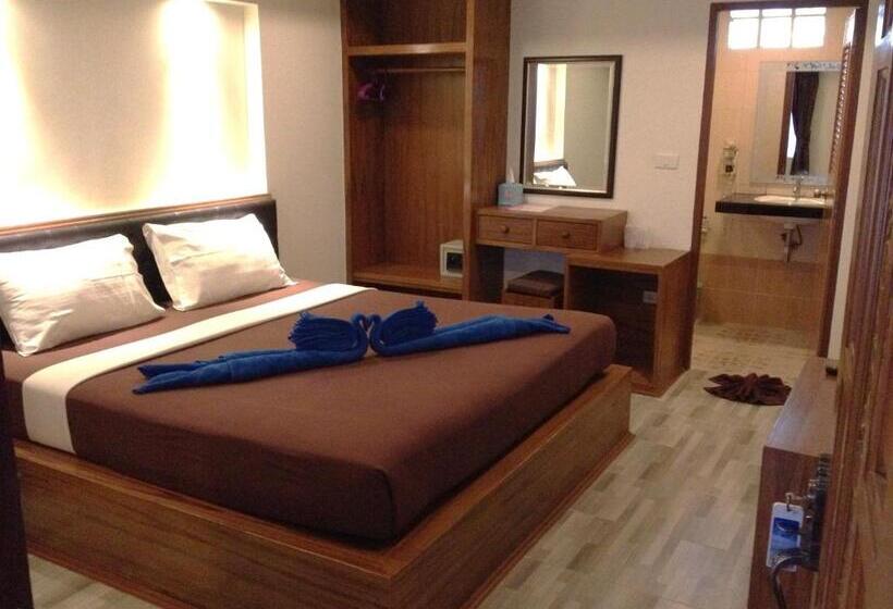 스탠다드 룸 킹사이즈 침대, Nid's Bungalows