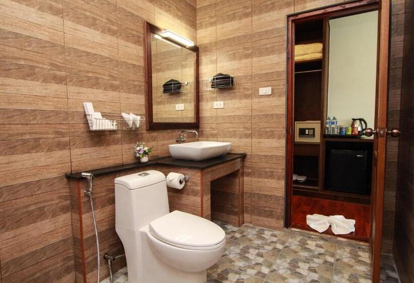 オーシャンビューデラックスルームバルコニー付き, Cabana Lipe Beach Resort