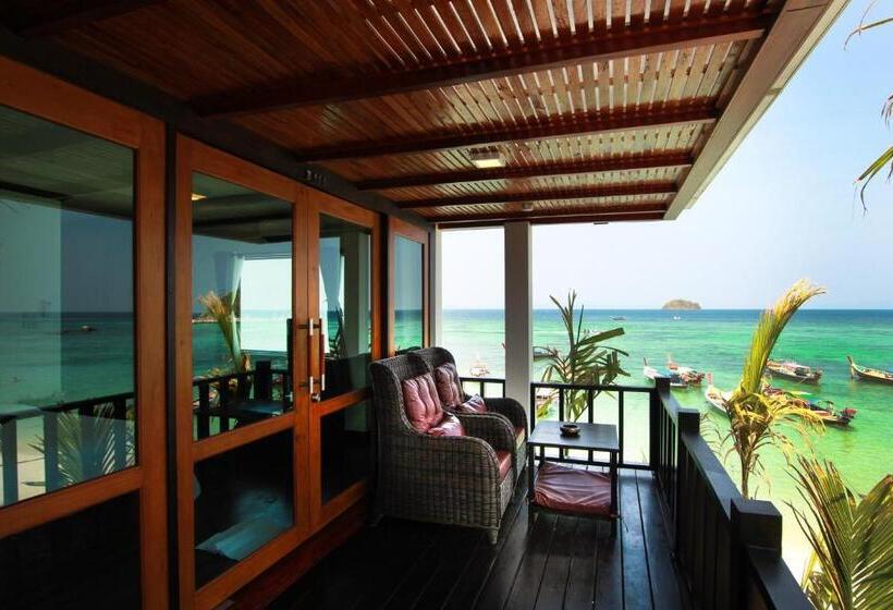 اتاق لوکس با بالکن و چشم‌انداز دریا, Cabana Lipe Beach Resort