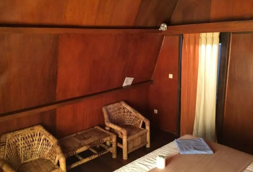 بانگلوی لوکس, Coral Beach 2 Bungalow