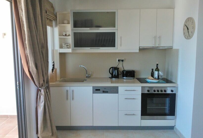 Апартаменты Deluxe 1 Спальня, Lagada Bay Resort