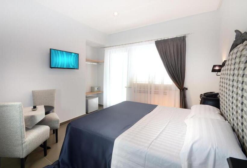 سوییت جونیور با بالکن, Barbarella Suite