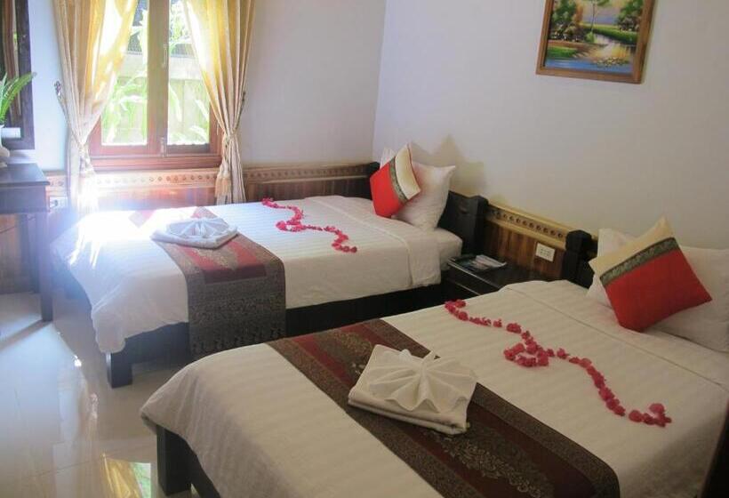 غرفة قياسية, Golden Lotus Place