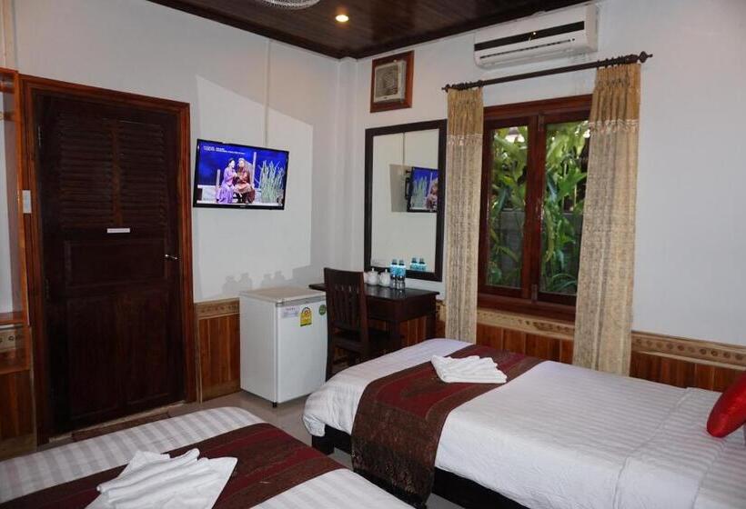 غرفة قياسية, Golden Lotus Place