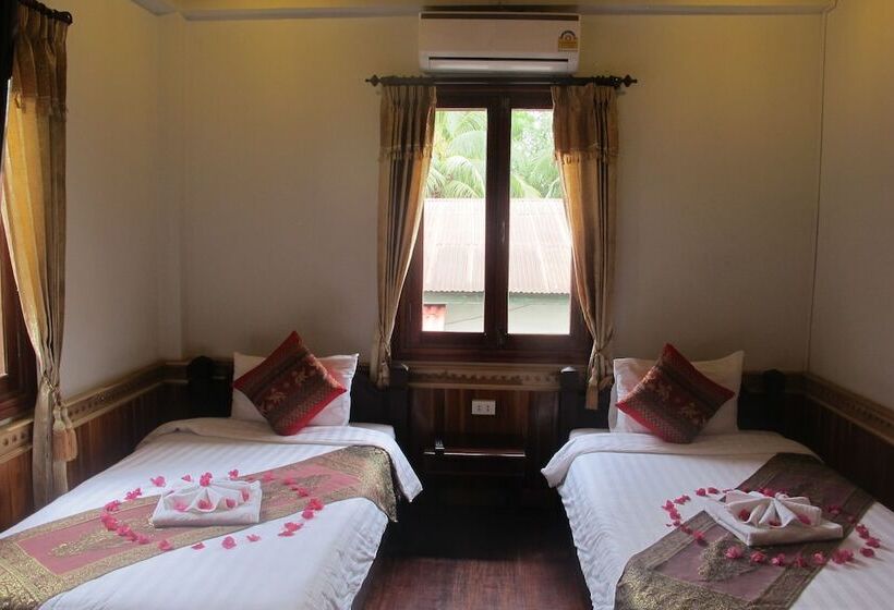 غرفة سوبيريور, Golden Lotus Place