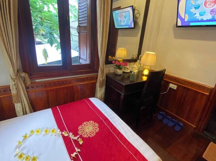 غرفة سوبيريور, Golden Lotus Place