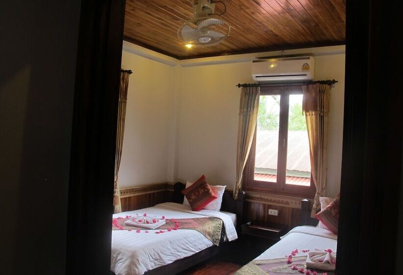 غرفة سوبيريور, Golden Lotus Place