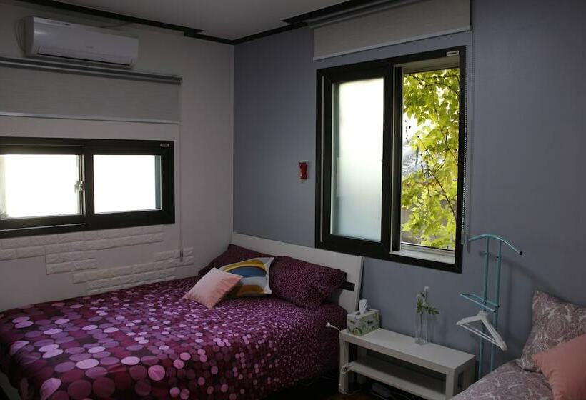 Quarto Estandar Individual, Jiwoljang Guest House