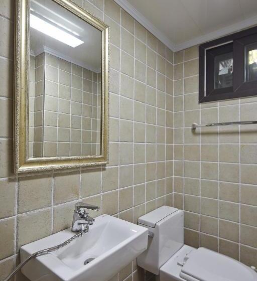 غرفة قياسية فردية حمام مشترك, Jiwoljang Guest House