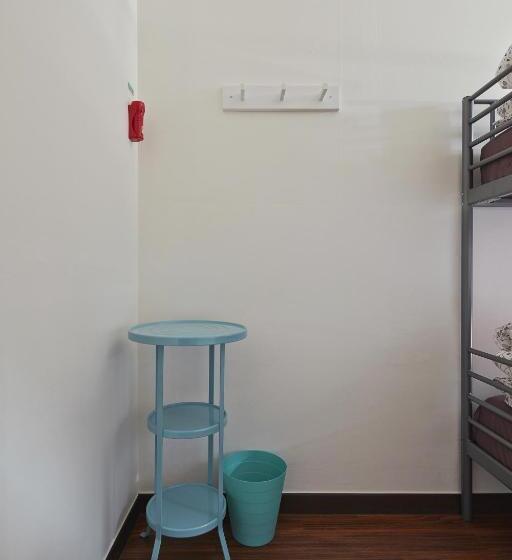 Quarto Estandar, Jiwoljang Guest House