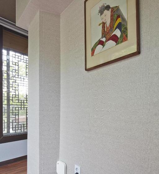 Quarto Estandar Individual, Jiwoljang Guest House