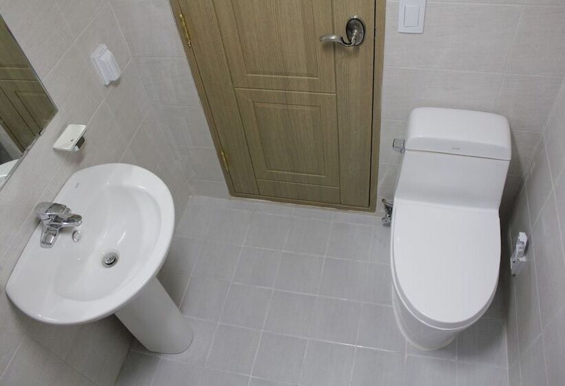 غرفة قياسية فردية, Jiwoljang Guest House