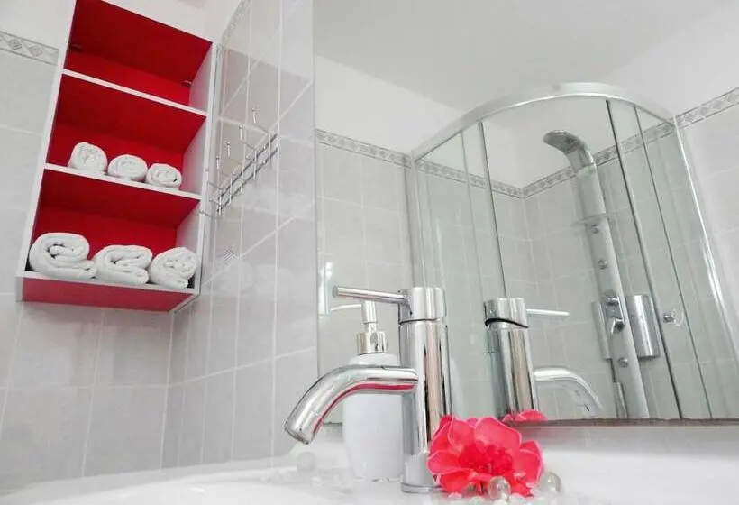 ２ベッドルームのコンフォートアパートメント, Apartments Cvita Holiday