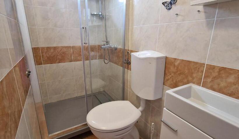 带4个卧室的公寓, Apartments Cvita Holiday