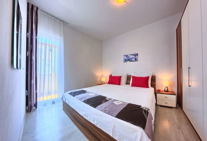 带1个卧室的舒适公寓, Apartments Cvita Holiday