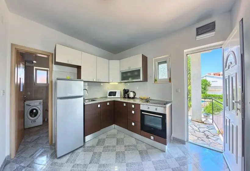 １ベッドルームのコンフォーとアパートメント, Apartments Cvita Holiday